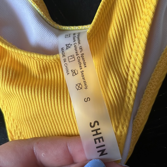 yellow bikini - Picture 2 of 3